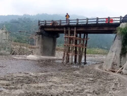 Ambrol, Pembangunan Jembatan Sipedang Banjarnegara Diharapkan Tepat Waktu