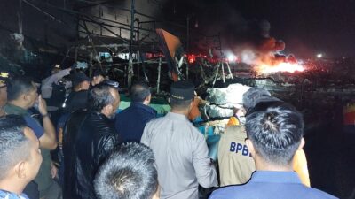 Kapolda Jateng Meminta Pemadaman Kebakaran Kapal di PPP Tegalsari Kota Tegal untuk Dimaksimalkan