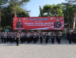 Kapolresta Pati Pimpin Upacara Bendera Peringatan HUT Kemerdekan RI Ke-78 di Mapolresta