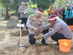 Polda Jateng Gelar Bakti Sosial Penghijauan Di Lokasi Penyangga Air Kota Semarang