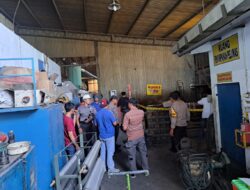 Polisi gelar olah TKP kecelakaan kerja tewaskan Pekerja di Pabrik Plastik Margorejo