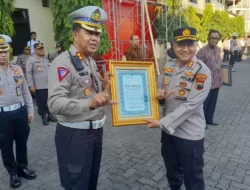 Polrestabes Semarang Beri Penghargaan Personel dan Masyarakat atas Peran Mereka Menjaga Kamtibmas