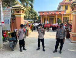 Pengamanan Lomba Gerak Jalan Tingkat SD/MI sek kecamatan oleh Polsek Sale