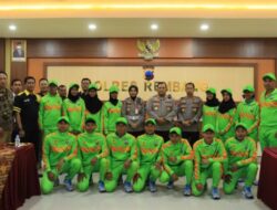 Kapolres Rembang Lepas Kontingen Bola Voly Pantai Putra dan Putri Rembang Menuju Porprov ke XVI Jateng