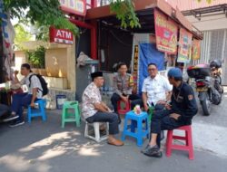 Bhabinkamtibmas Lamper Semarang Patroli Dialogis dengan Warga