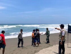 2 Pelajar Terseret Ombak Pantai Cemara Sewu Kebumen, 1 Hilang