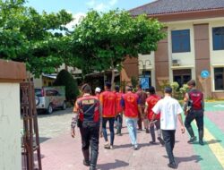 Hadiri Persidangan di Pengadilan Sat Samapta Polres Rembang Kawal 7 Orang Tahanan