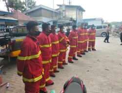 TPA Putri Cempo Mojosongo Solo Terbakar, Personil Polres Sukoharjo Bantu Padamkan Api