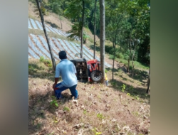 3 Wisatawan Asal Jogja Dilarikan ke Rumah Sakit usai Jeep Wisata Tawangmangu Terguling ke Jurang