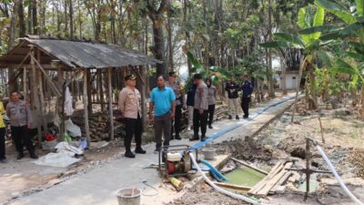 Polresta Pati Salurkan Bantuan Sumur Bor ke Desa Bumiharjo