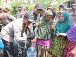 3 Kecamatan Terdampak Kekeringan Terima Bantuan Air Bersih dari Polres dan Kodim Sukoharjo