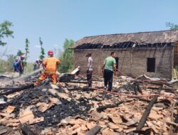 Lupa Matikan Tungku, Dua Rumah di Sukodono Sragen Terbakar Hebat