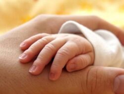 Pura-pura Temukan Bayi, Penjaga Toko di Semarang Ternyata Ibu Bayi Hasil Hubungan dengan Pacar