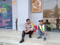 Sambang Juru Parkir, Bhabinkamtibmas Mugassari Semarang Koordinasi Keamanan