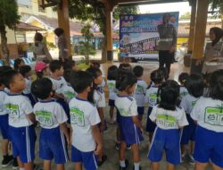 Sat Lantas Polres Sragen Beri Edukasi Tertib Berlalu Lintas Kepada TK Elim Momen Operasi Zebra Candi