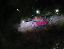 Kecelakaan di Tanjakan Silayur Semarang, Truk Masuk Jurang Sopir Selamat