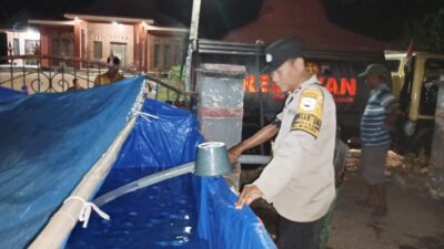 Upaya Tangani Krisis Air: Polisi dan TNI Berikan Bantuan untuk Warga Mintorahayu