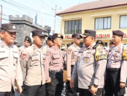 Kapolres Rembang Cek Sikap Tampang Anggota saat Apel Jam Pimpinan