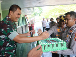 Beri Surprise Dandim 0726/Sukoharjo, Kapolres Sukoharjo Jalin Sinergi di HUT TNI ke-78