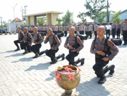 Enam 6 Bintara Remaja Ikuti Tradisi Bintra Polres Sukoharjo