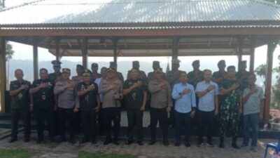Dandim 0210 / TU Dapat Kejutan dari Kapolres Humbahas di HUT ke-78 TNI