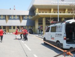 Hadapi Pemilu 2024, Polres Sukoharjo Gelar Apel bersama Puluhan Ambulan