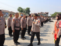 Laksanakan Operasi Gaktibplin, Kapolres Sukoharjo Periksa Sikap Tampang Anggota