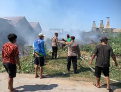 Cegah Karhutla, Polsek Juwana Berhasil Padamkan Kebakaran Lahan di Desa Growong Kidul