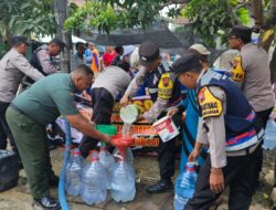 Kegiatan Polisi Peduli: 15 Tangki Air Bersih untuk Warga di Tiga Kecamatan