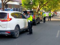 Satlantas Polresta Pati Tindak Tegas Pelanggar Rambu-rambu yang Berpotensi Kecelakaan di Pertigaan Godi