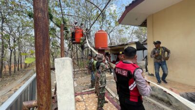 TNI-Polri dan Komunitas Sniper Hunter di Sukoharjo Salurkan Air Bersih ke Desa Pundungrejo
