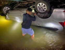 Beredar Video Mobil Terjun ke Sungai di Pati Ternyata Angkut Rokok Ilegal