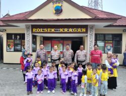 Kunjungi Murid PAUD Kartini Desa Plawangan Kragan, Polsek Kragan Gelar Polisi Sahabat Anak