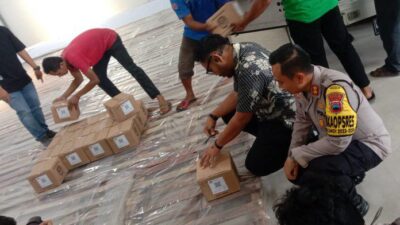 Ajak Instal Aplikasi Libas, Wakapolrestabes Sambangi KPU Kota Semarang