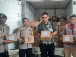 Personil Polrestabes Semarang Jaga Ketat Keamanan Gudang Logistik KPU