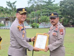 Apresiasi Kinerja Personel Berprestasi, Kapolres Lamandau Berikan Penghargaan