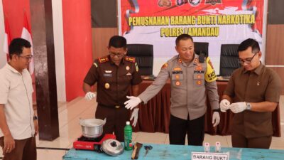 Komitmen Berantas Narkoba, Kapolres Lamandau Musnahkan 93,09 Gram Sabu