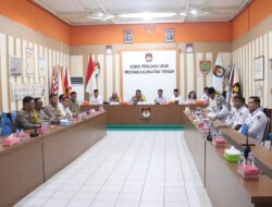 Kapolda Kalteng Kunjungi KPU Provinsi Kalteng Guna Menjaga Kondusifitas Jelang Pemilu