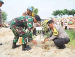 Polres Sukoharjo dan Kemenko PMK Tanam 1000 Pohon Untuk Penghijauan