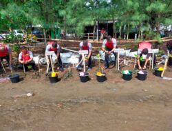 Polres Batang Laksanakan Aksi Nyata: Tanam 1000 Bibit Mangrove di Pantai