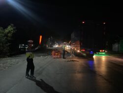 5 Personel Regu Siaga Shift 2 Satlantas Polresta Pati Urai Perlambatan Arus di Jalan Pati Batangan