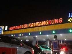 Puncak Mudik Libur Nataru di Jateng, Tiap Jam 2 Ribu Kendaraan Masuk Semarang