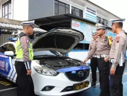 12 Tips Aman Berkendara Saat Hujan dari Sat Lantas Polres Banjarnegara