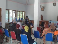 Bersama Tim Kesehatan Desa Tajungsari, Bhabinkamtibmas Polsek Jakenan Laksanakan Posbindu PTM