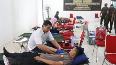 Puluhan Personel Polresta Pati Ikuti Donor Darah Peringati Hari Juang Kartika