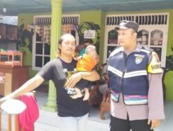 Gencar Berikan Himbauan, Bhabinkamtibmas Polsek Pucakwangi Sambang DDS Ajak Warga Saring Berita Hoax