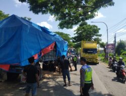 Peristiwa Tragis di Pati: Truk Hino Tersangkut Kecelakaan di TKP Pantura