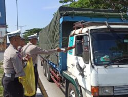 Satlantas Polres Aceh Timur Gelar Kegiatan Jum’at Berkah untuk Tingkatkan Keamanan Lalu Lintas