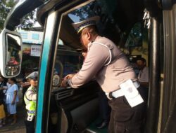 Jelang Nataru, Satlantas Polresta Pati Ramp Check Kendaraan di Terminal Kembangjoyo