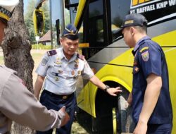 Jelang Nataru, Dishub dan Polres Batang Sidak Bus Pariwisata